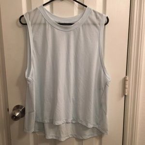 🌸Under armour workout shirt